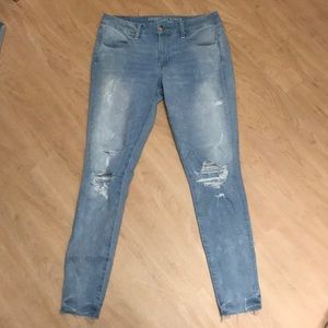 Light wash distressed jeans